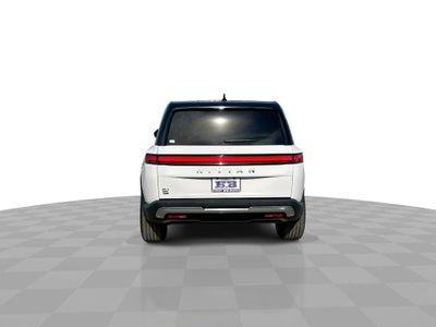 2023 RIVIAN R1S Adventure
