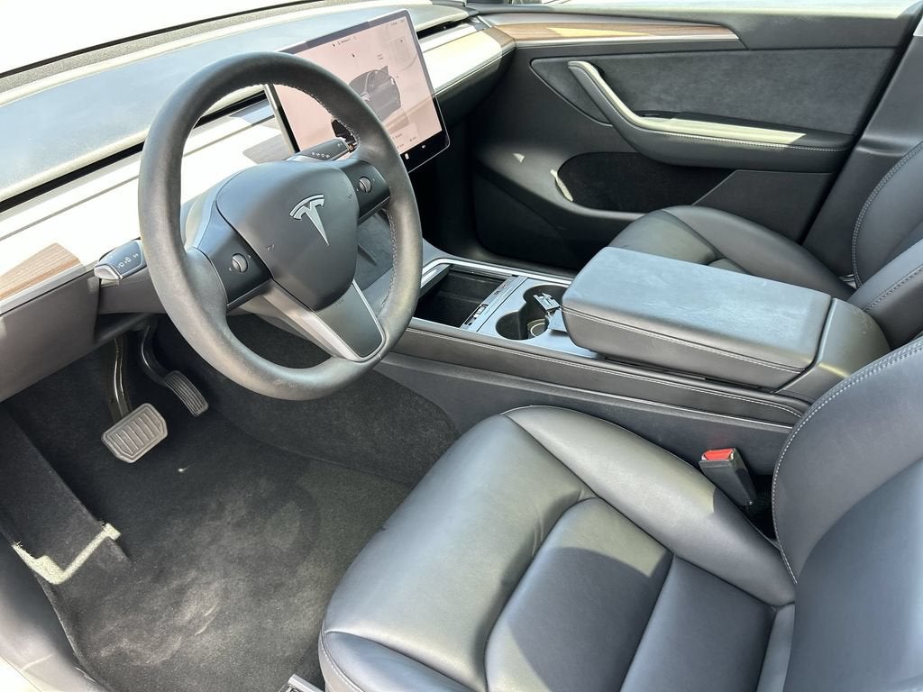 2025 Tesla Model Y Long Range