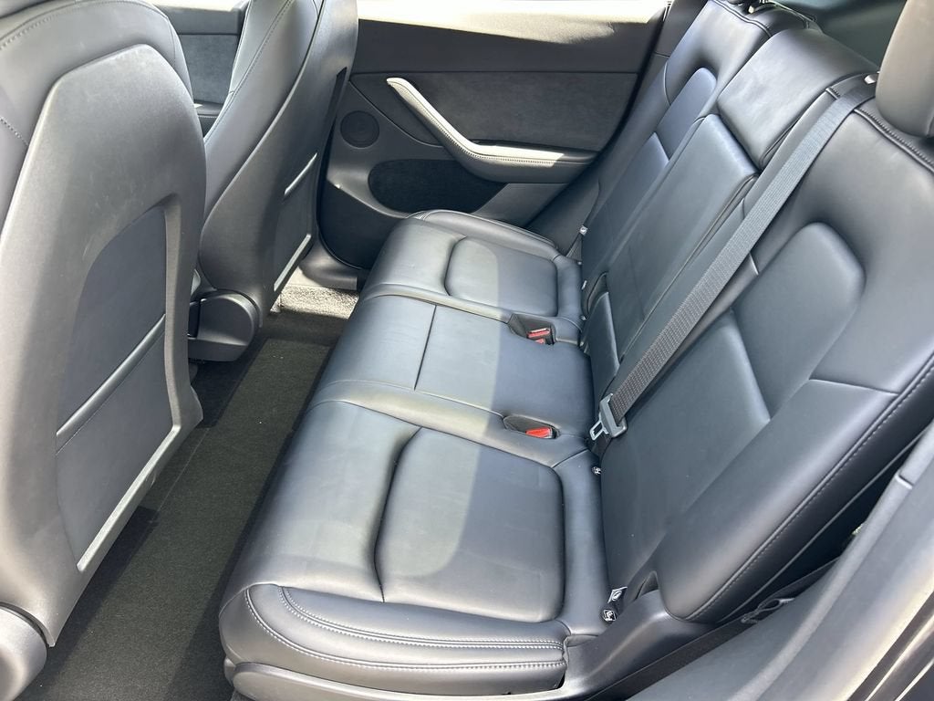 2025 Tesla Model Y Long Range