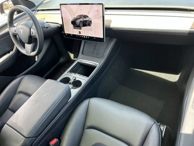2025 Tesla Model Y Long Range