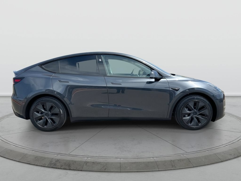 2025 Tesla Model Y Long Range