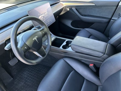 2023 Tesla Model Y RWD