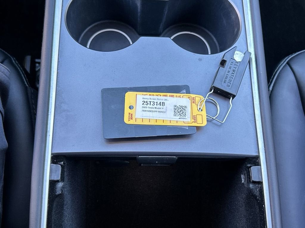 2023 Tesla Model Y RWD