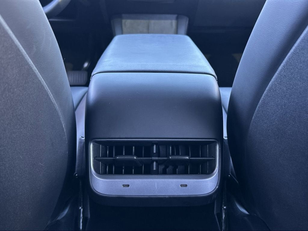 2023 Tesla Model Y RWD