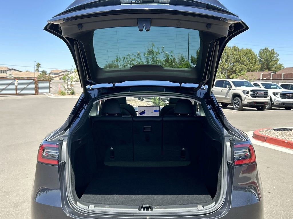 2024 Tesla Model Y Long Range