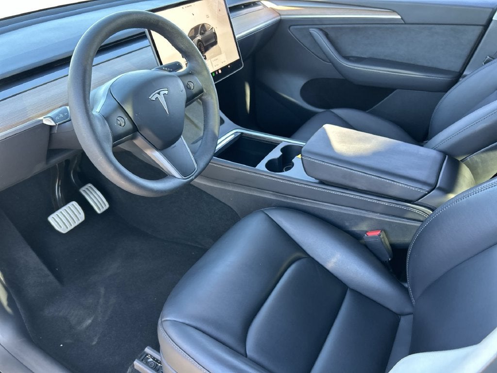 2024 Tesla Model Y Performance