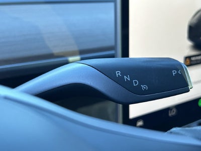 2024 Tesla Model Y Performance