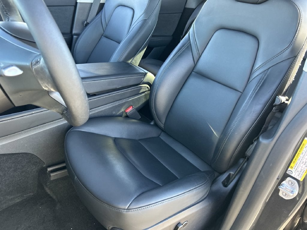 2024 Tesla Model Y Performance