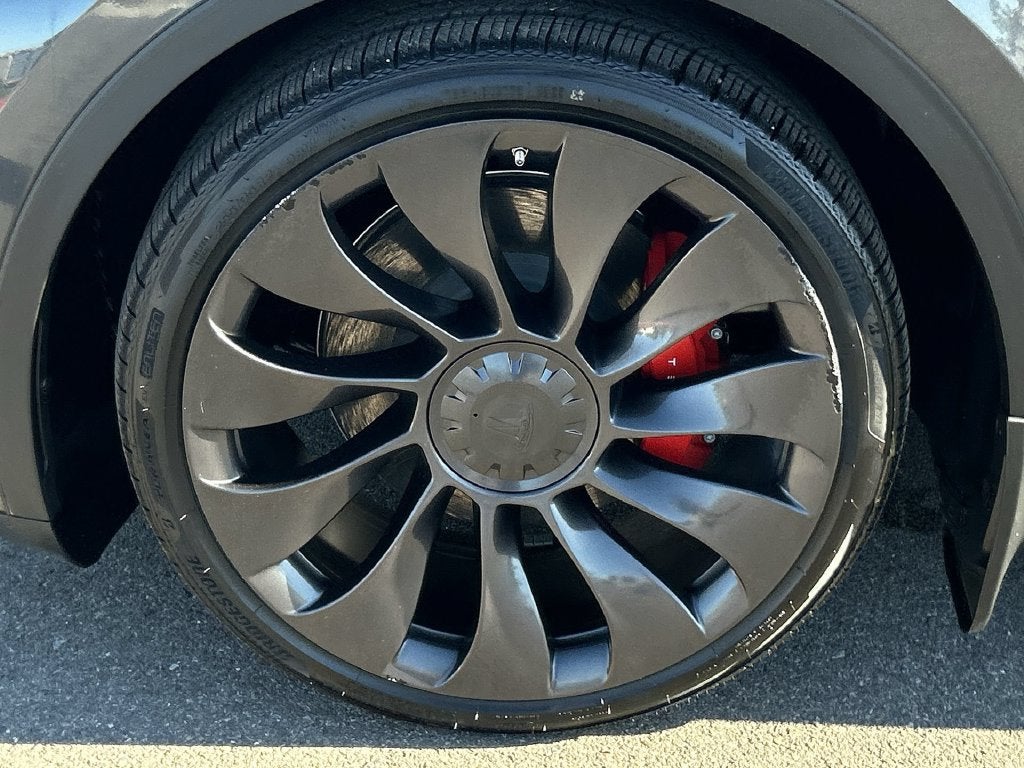 2024 Tesla Model Y Performance