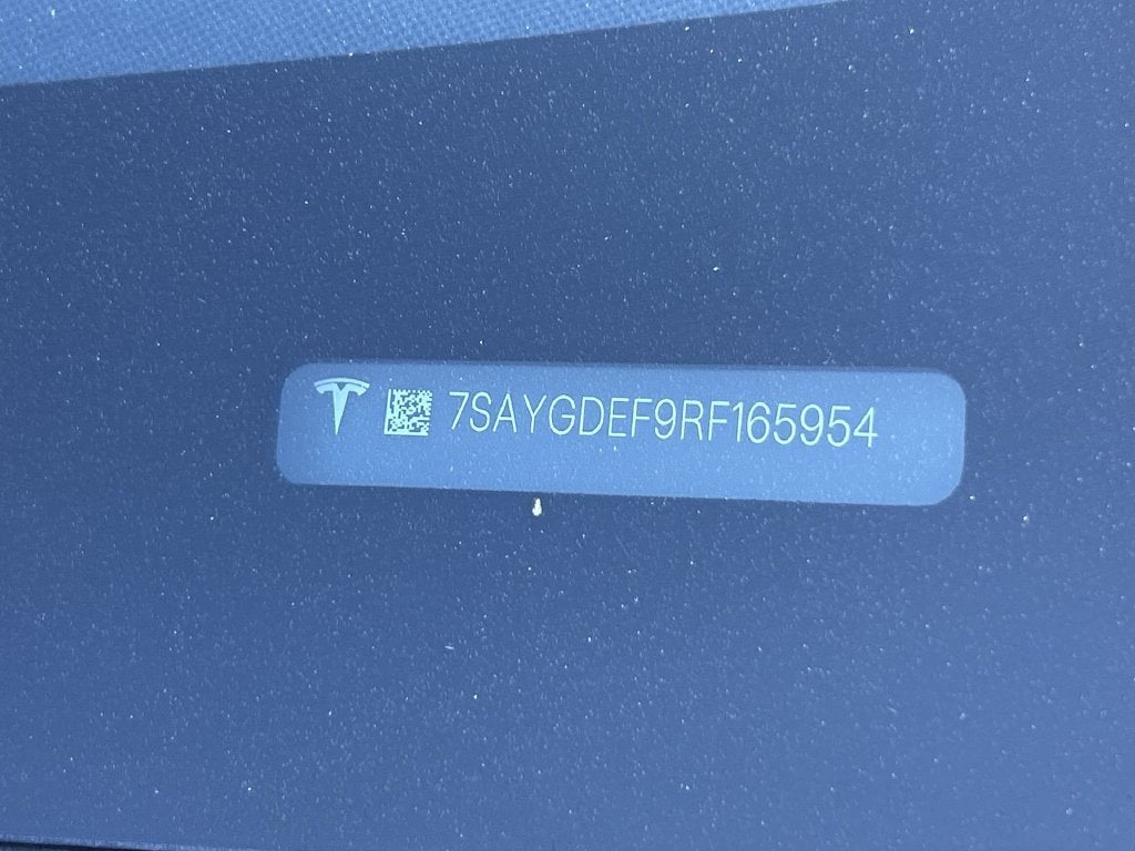 2024 Tesla Model Y Performance