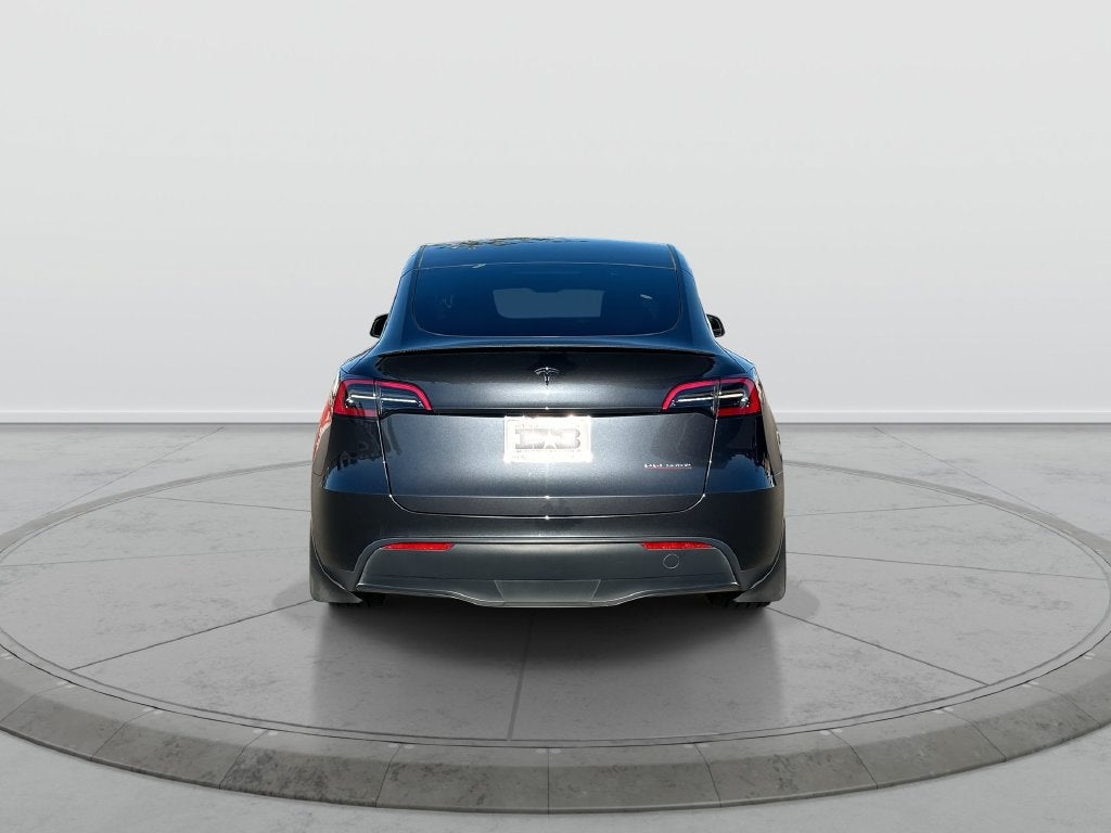 2024 Tesla Model Y Performance
