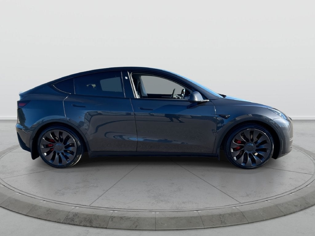 2024 Tesla Model Y Performance
