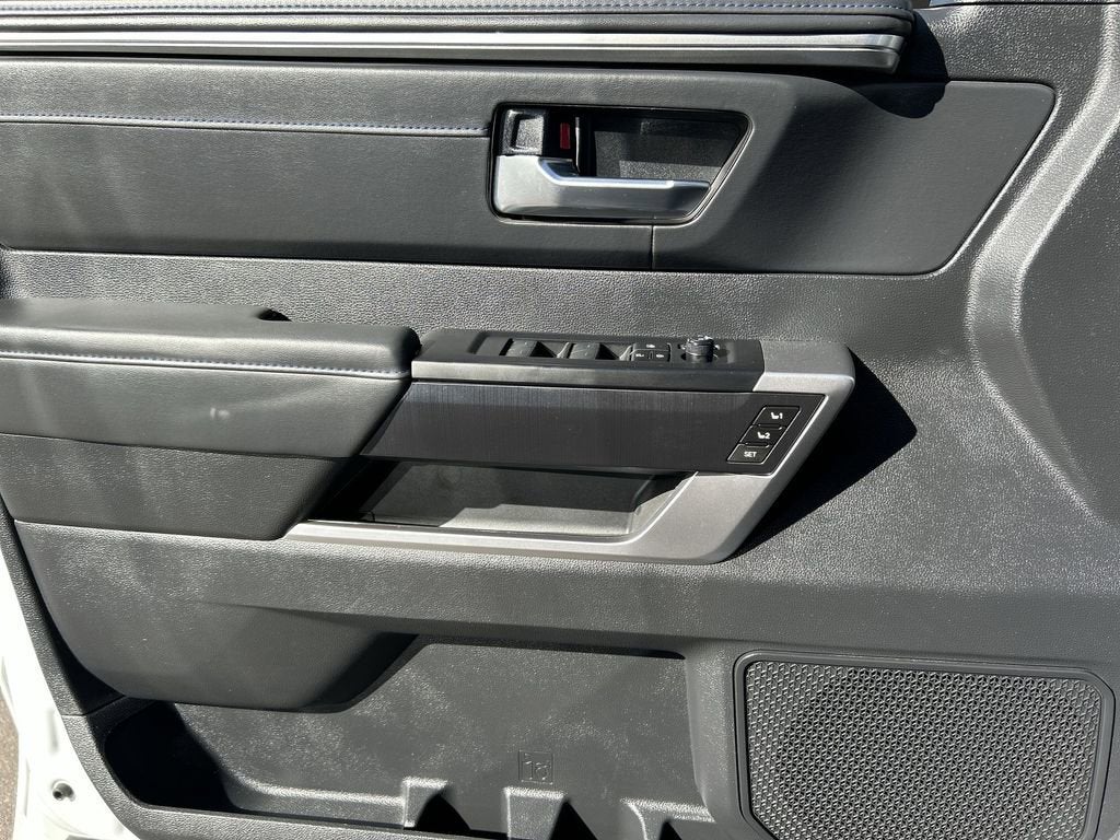 2024 Toyota Sequoia Platinum