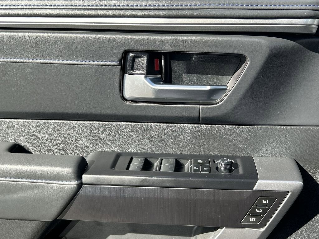 2024 Toyota Sequoia Platinum