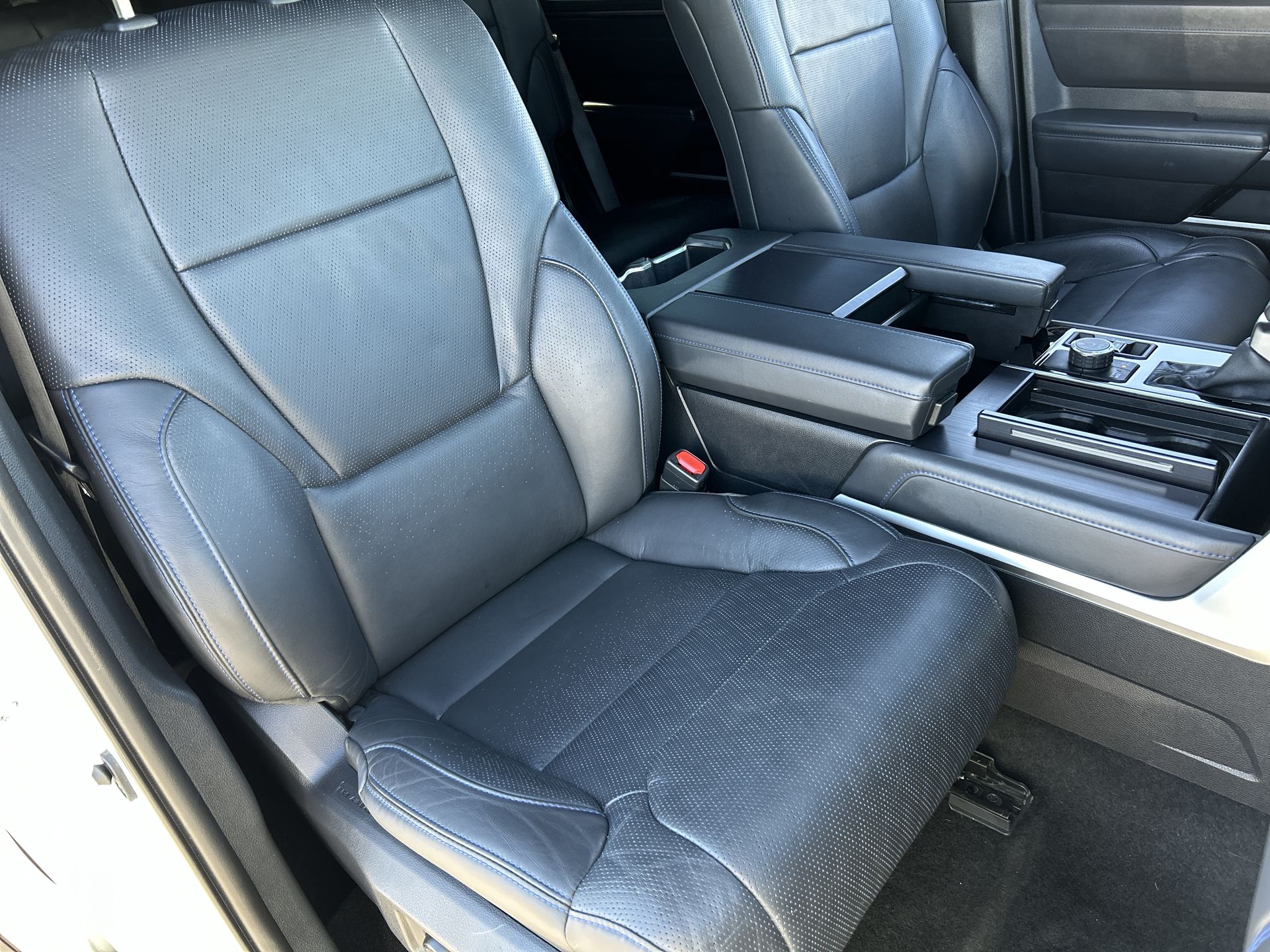 2024 Toyota Sequoia Platinum