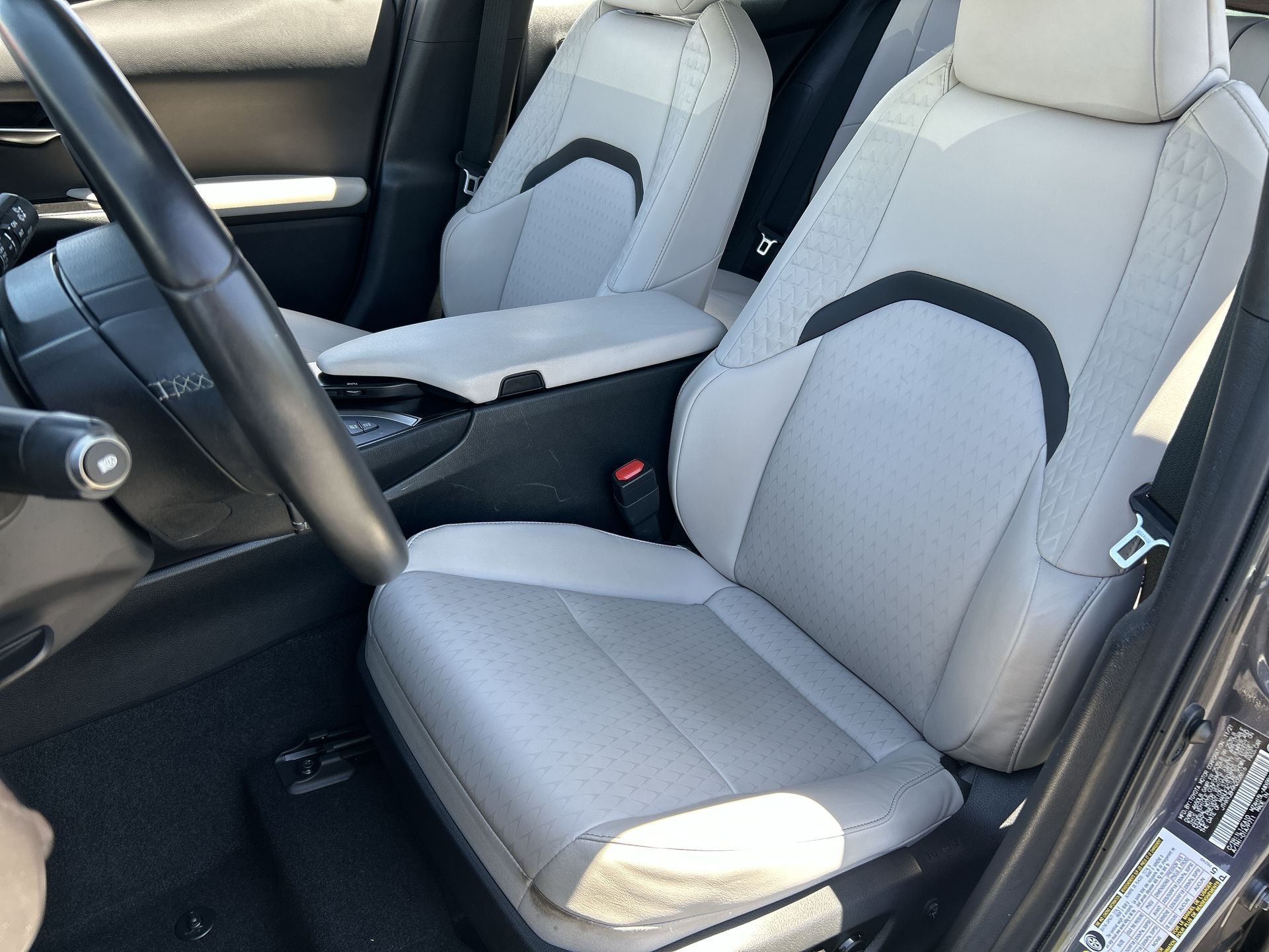 2022 Lexus UX 250h UX 250h