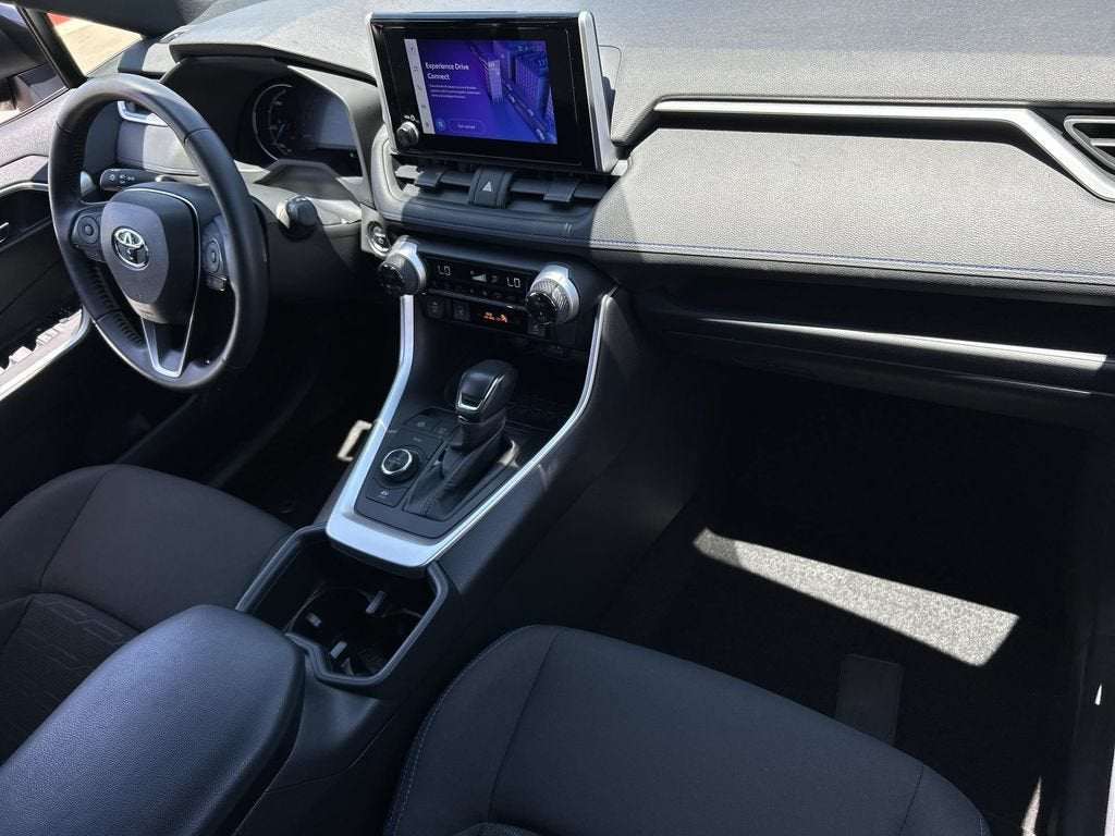 2023 Toyota RAV4 Hybrid SE
