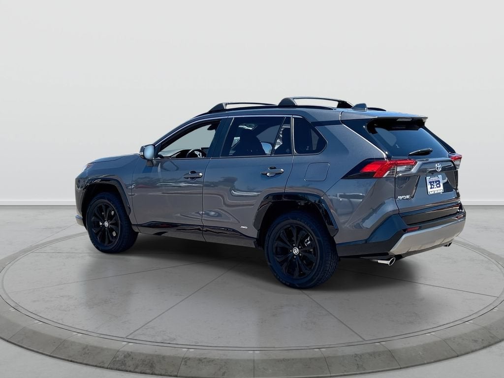 2023 Toyota RAV4 Hybrid SE