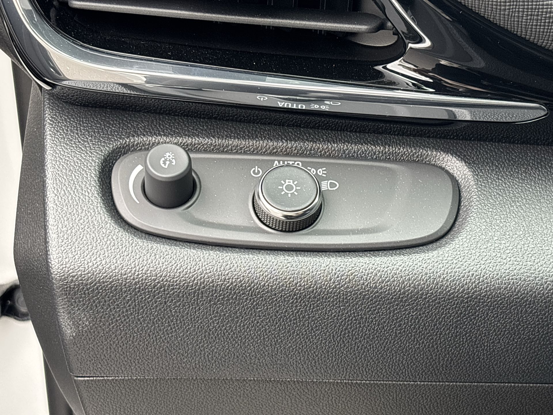 2025 Buick Envista Avenir