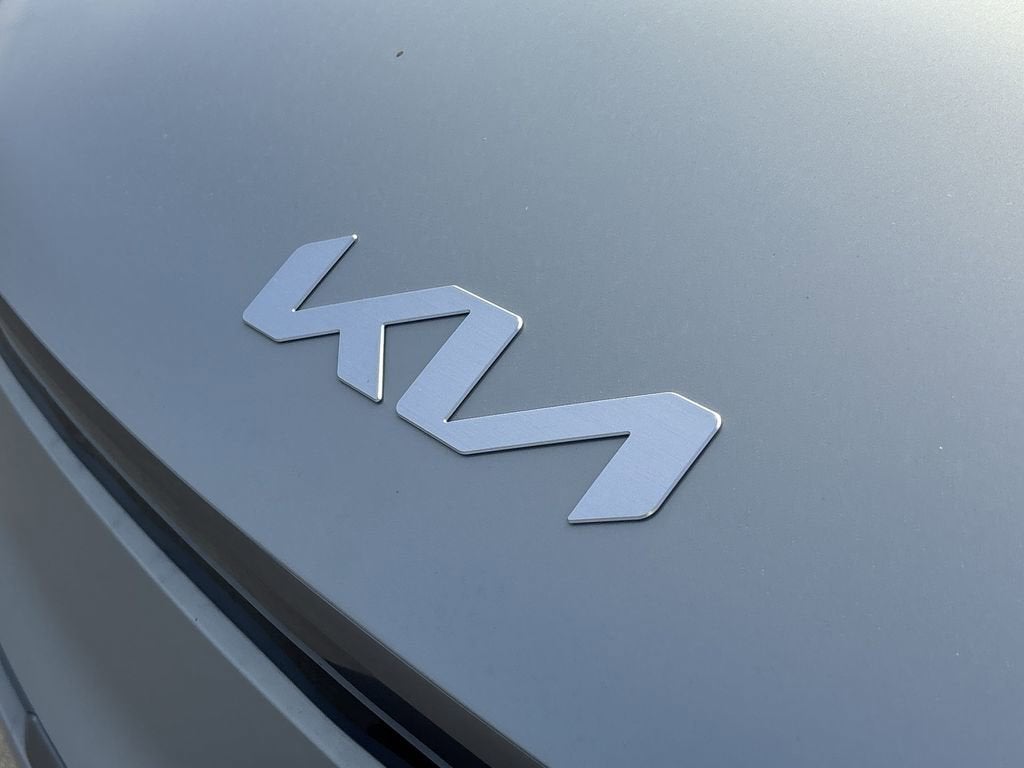 2024 Kia EV9 Land