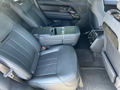 2024 Land Rover Range Rover P615 SV