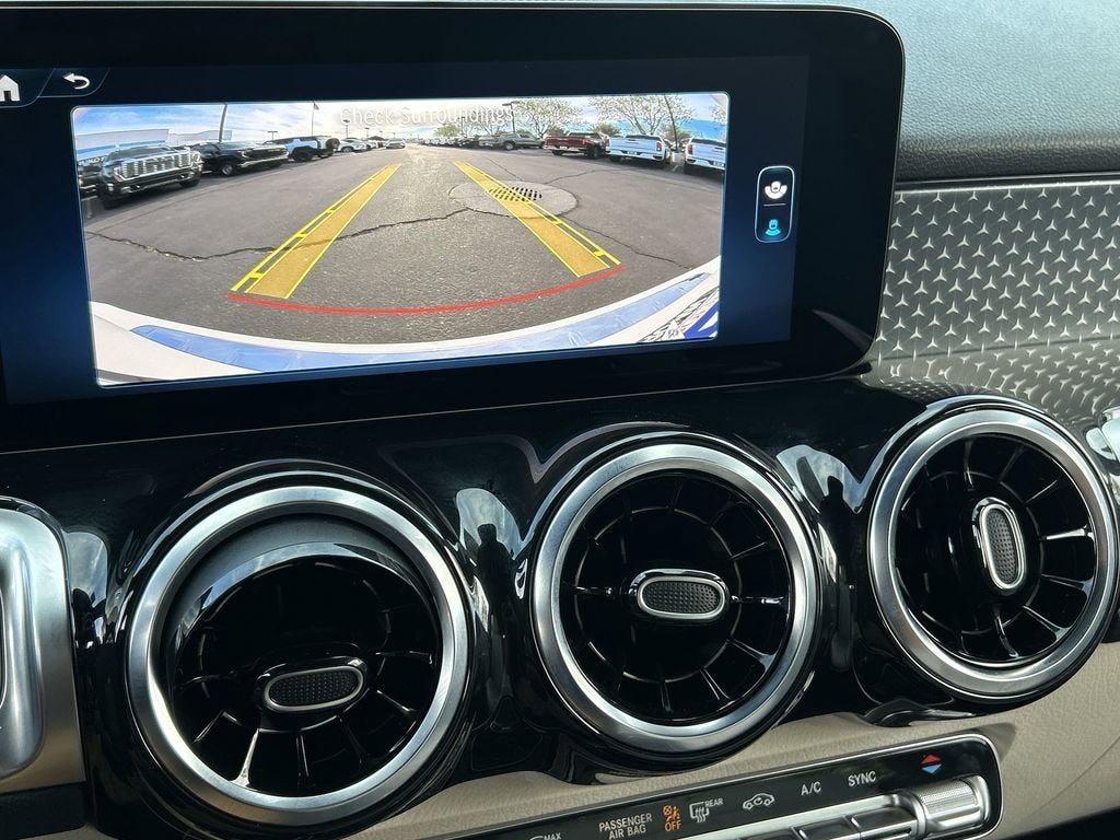 2025 Mercedes-Benz GLB 250 4MATIC®