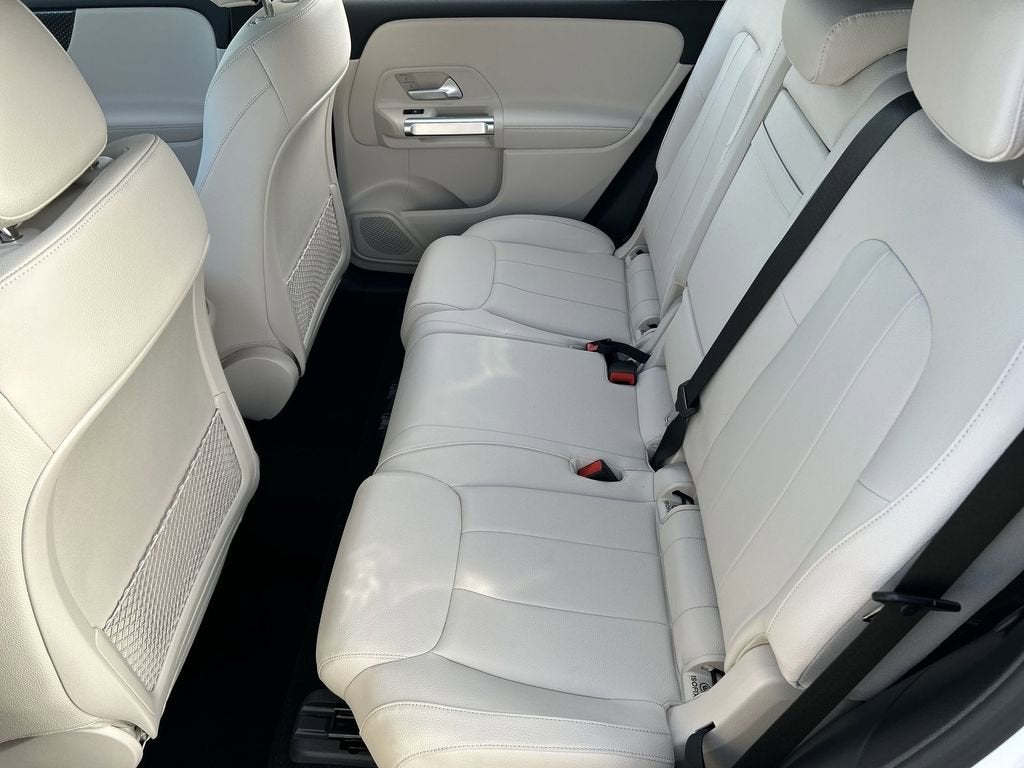 2025 Mercedes-Benz GLB 250 4MATIC®