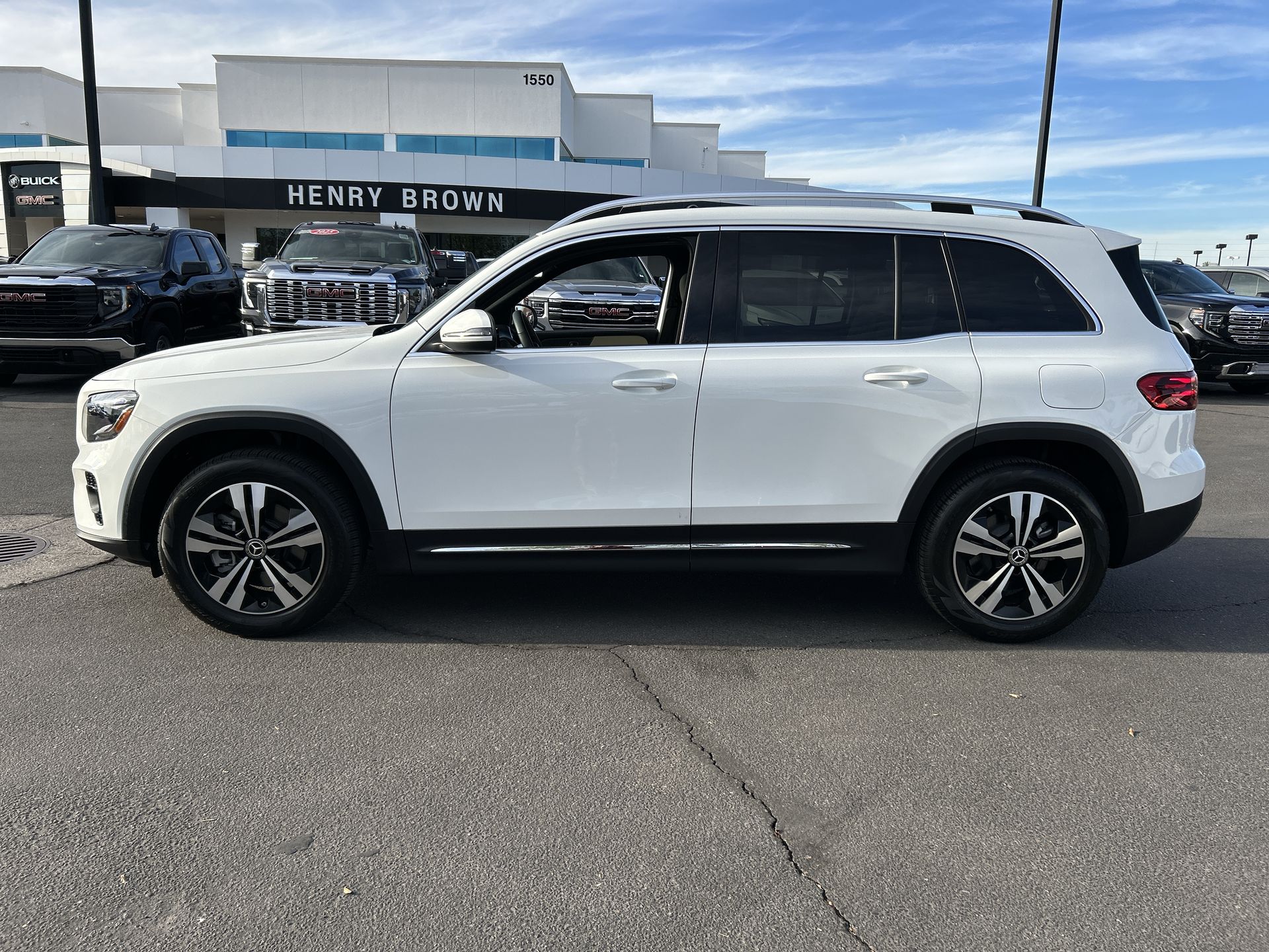 2025 Mercedes-Benz GLB 250 4MATIC®