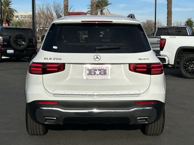 2025 Mercedes-Benz GLB 250 4MATIC®