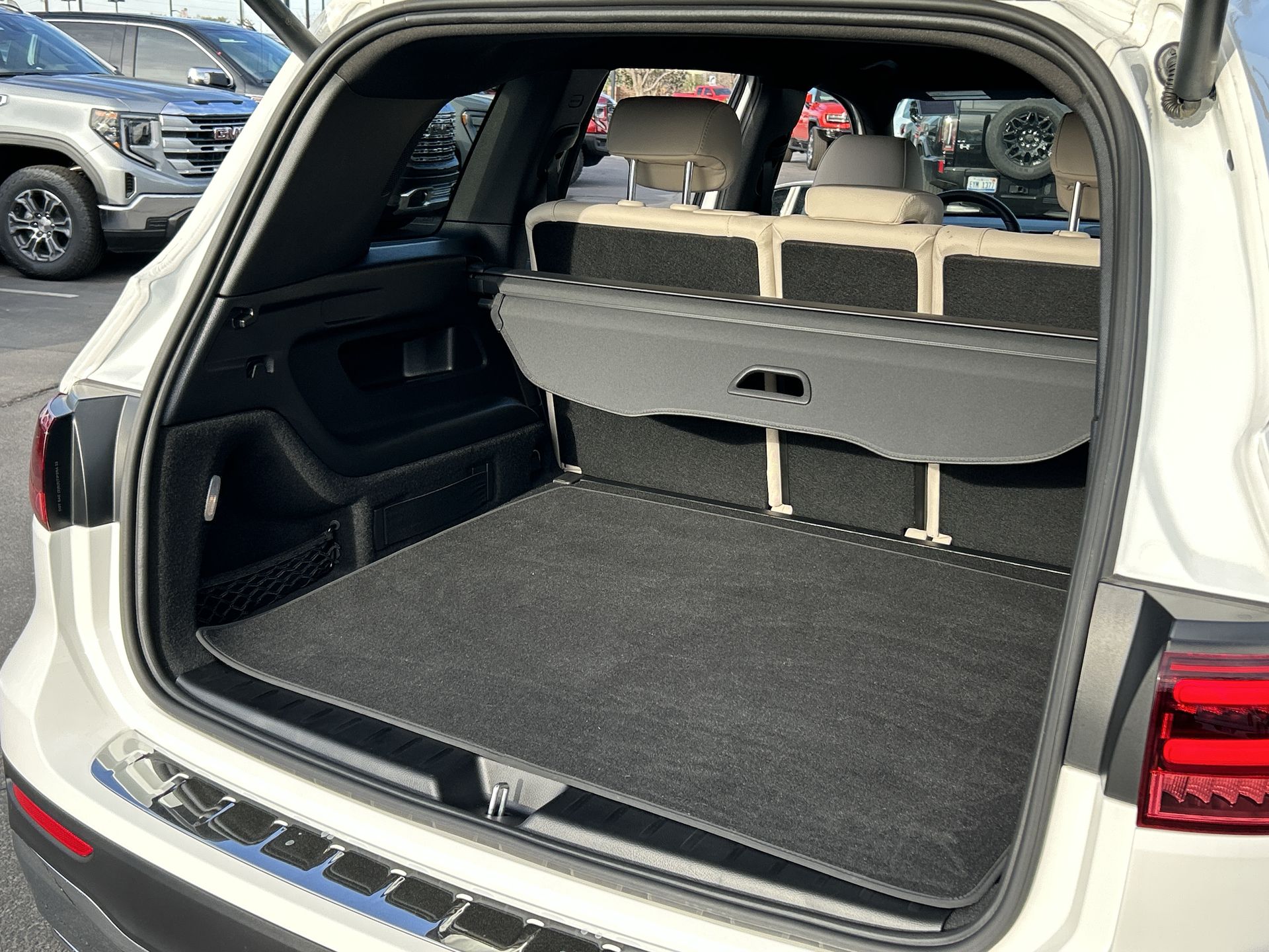 2025 Mercedes-Benz GLB 250 4MATIC®