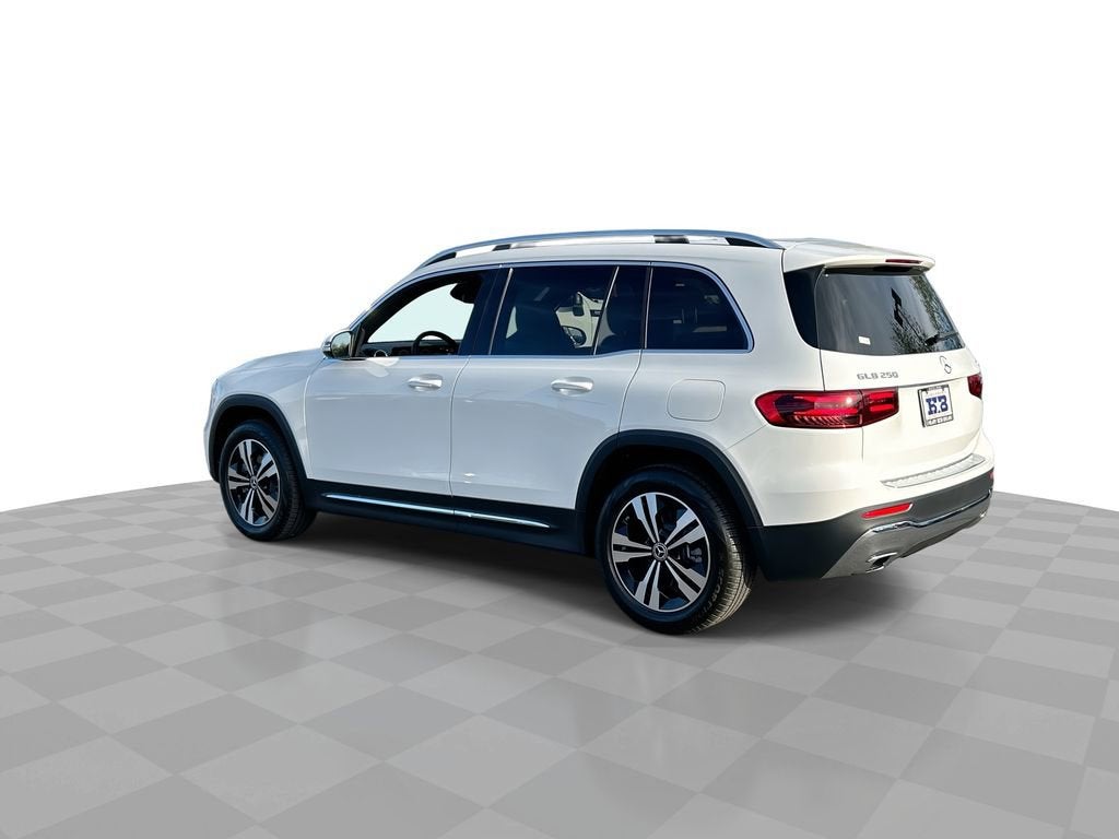 2025 Mercedes-Benz GLB 250 4MATIC®
