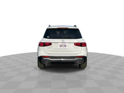 2025 Mercedes-Benz GLB 250 4MATIC®