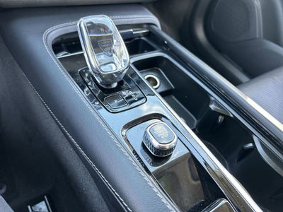 2023 Volvo XC90 B6 Ultimate 7-Seater