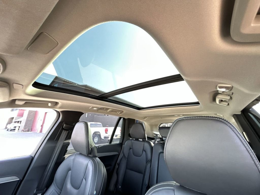 2023 Volvo XC90 B6 Ultimate 7-Seater