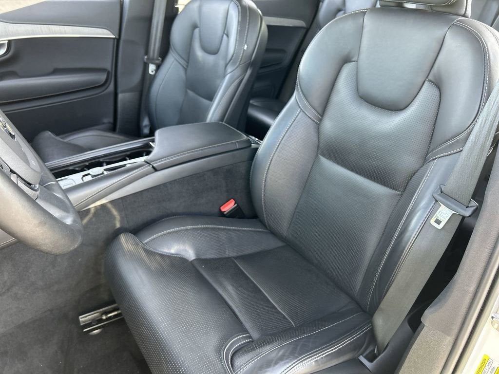 2023 Volvo XC90 B6 Ultimate 7-Seater