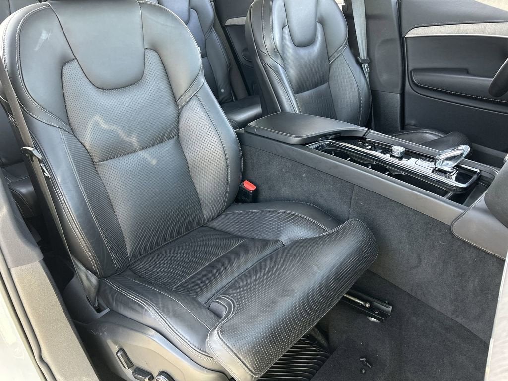 2023 Volvo XC90 B6 Ultimate 7-Seater