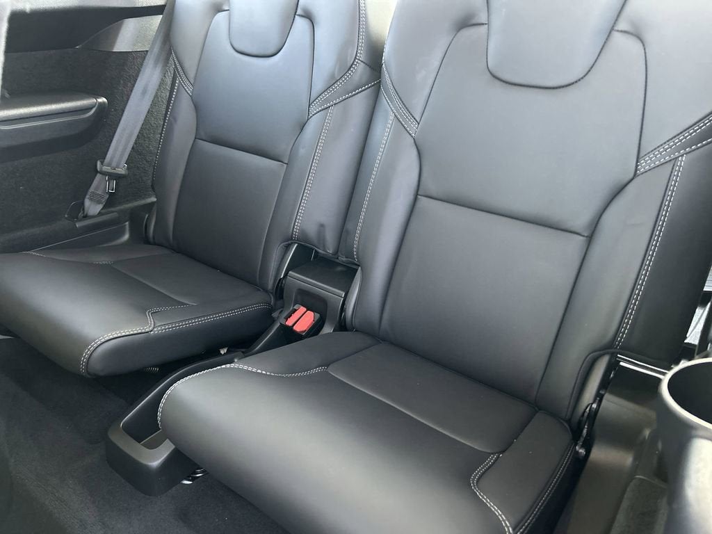 2023 Volvo XC90 B6 Ultimate 7-Seater