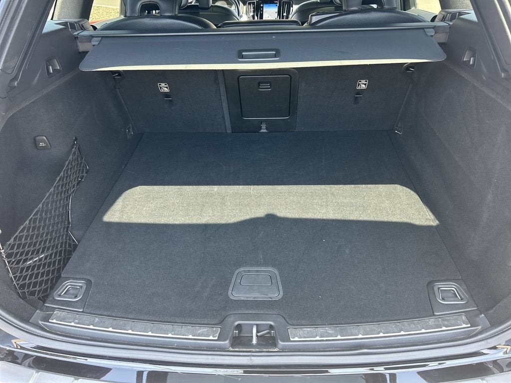 2020 Volvo XC60 T5 Momentum