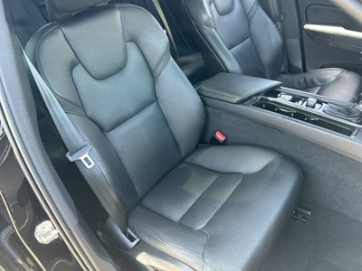 2020 Volvo XC60 T5 Momentum