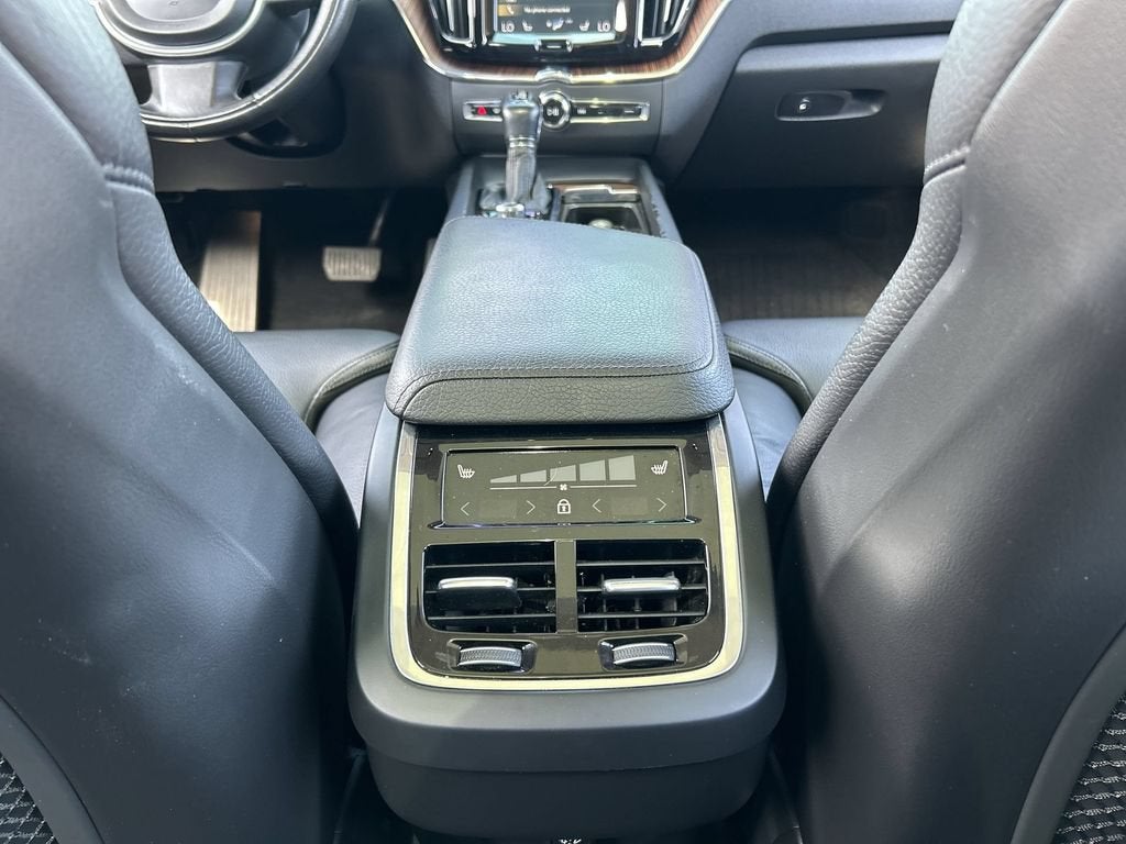 2020 Volvo XC60 T6 Inscription
