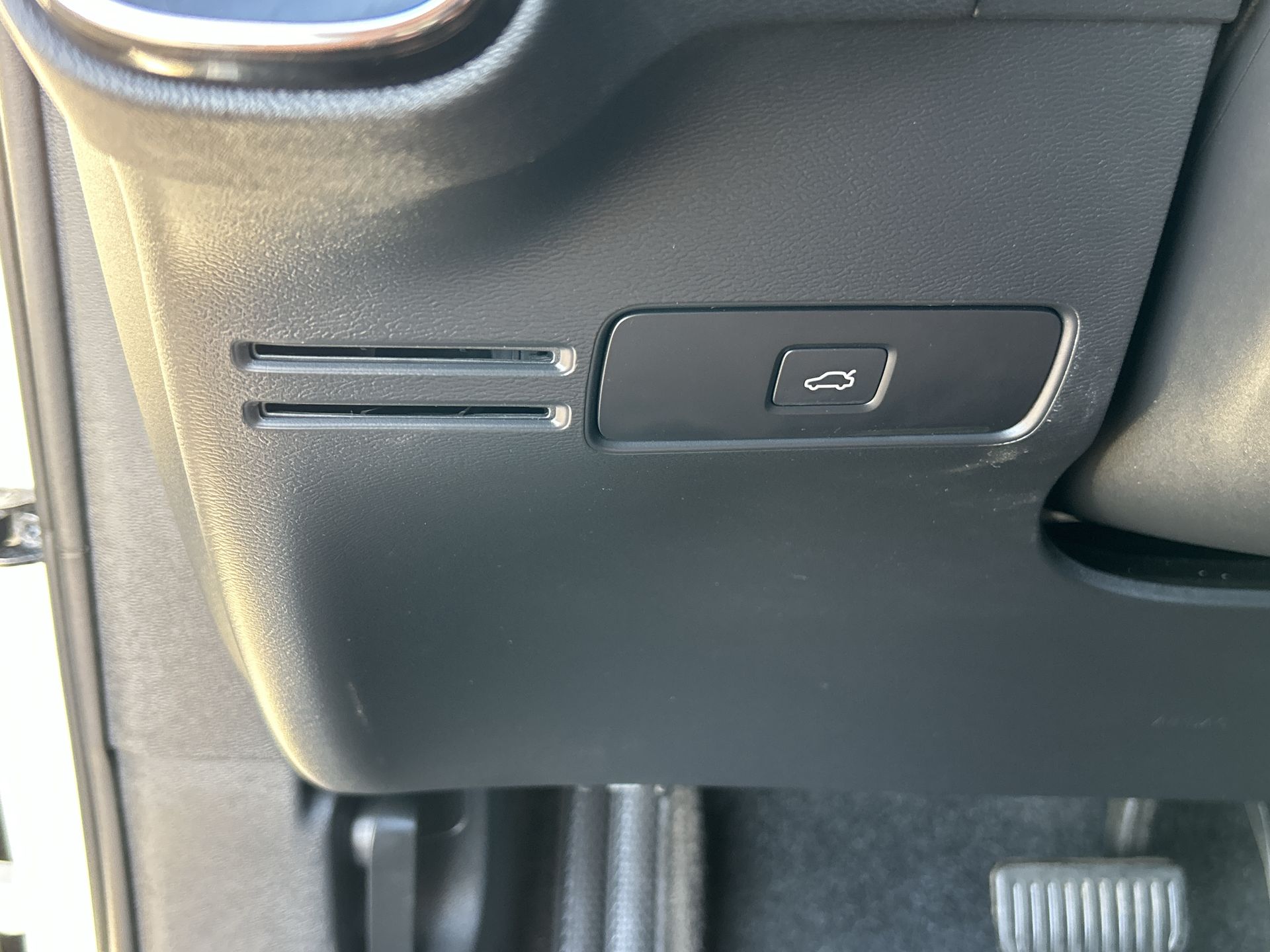 2023 Volvo C40 Recharge Pure Electri Ultimate