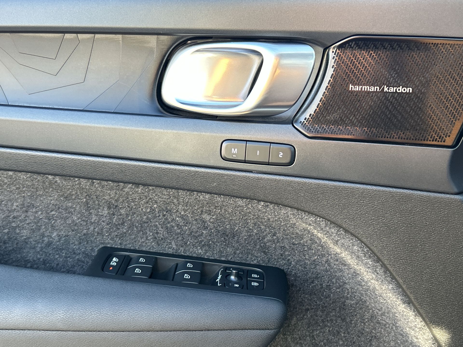 2023 Volvo C40 Recharge Pure Electri Ultimate